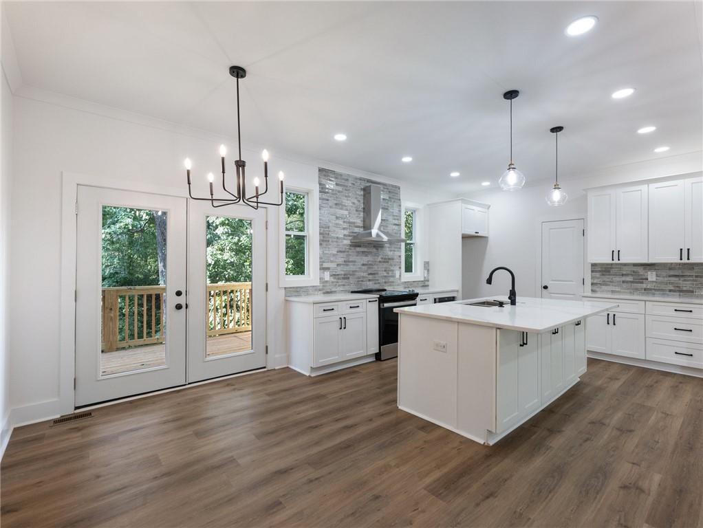 2438 Shadburn Ferry Drive, Buford, Georgia image 8