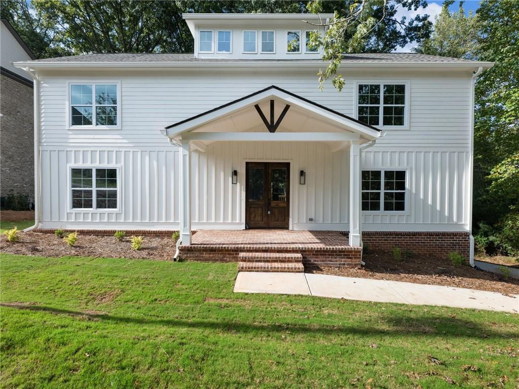 2438 Shadburn Ferry Drive, Buford, Georgia image 1