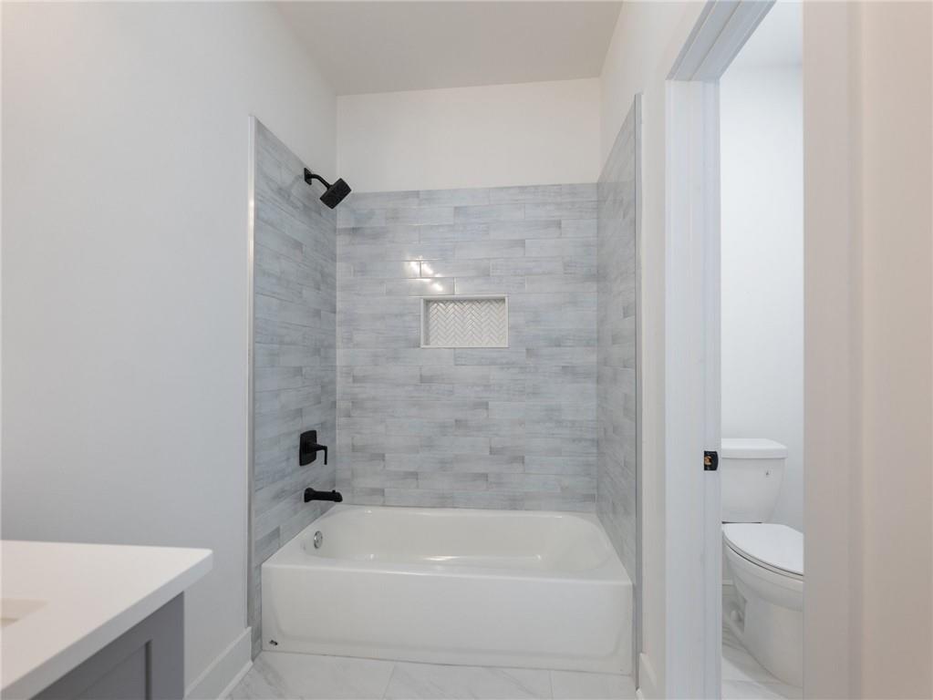 2438 Shadburn Ferry Drive, Buford, Georgia image 38
