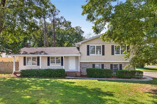 1021 GRAYSON HWY, LAWRENCEVILLE, GA 30046 - Image b961399f9aeb6843f744e39ccd77fd22/1189611806