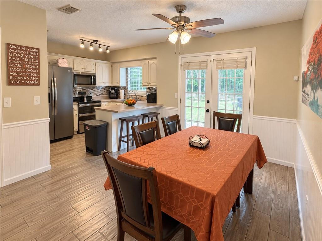6 Shallowford Court NW