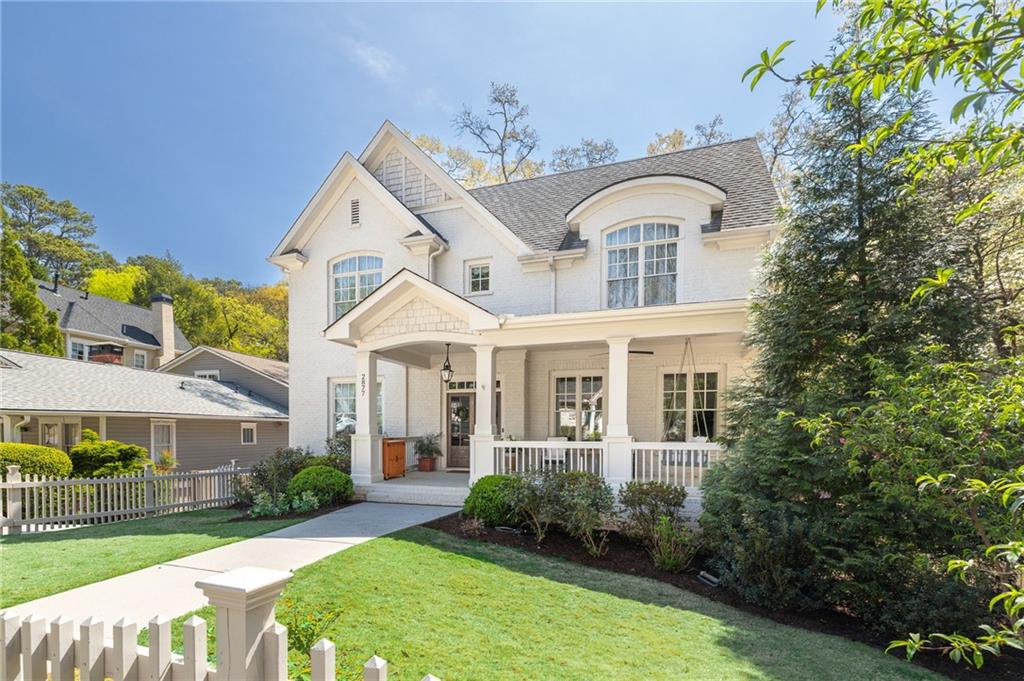 2877 Elliott Circle, Atlanta, Georgia image 2