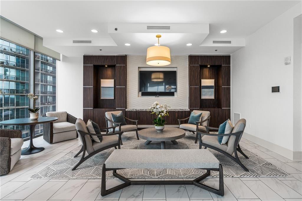 1065 Midtown Loews - Residential