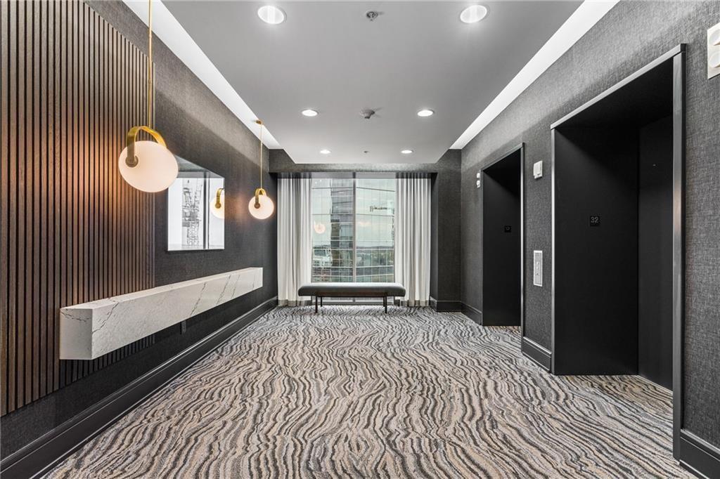 1065 Midtown Loews - Residential