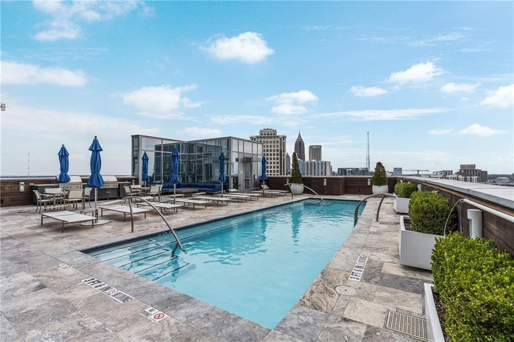 1065 Midtown Loews - Residential