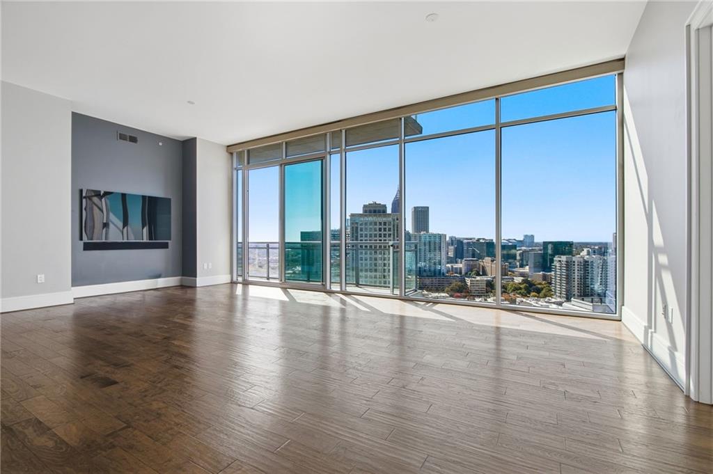 1065 Midtown Loews - Residential