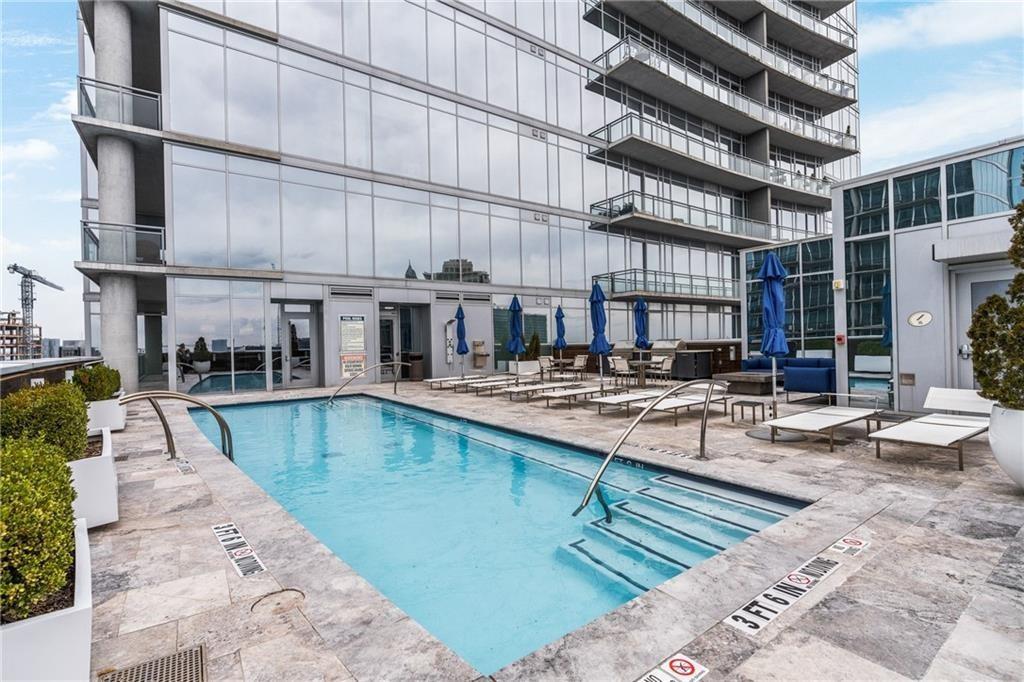 1065 Midtown Loews - Residential