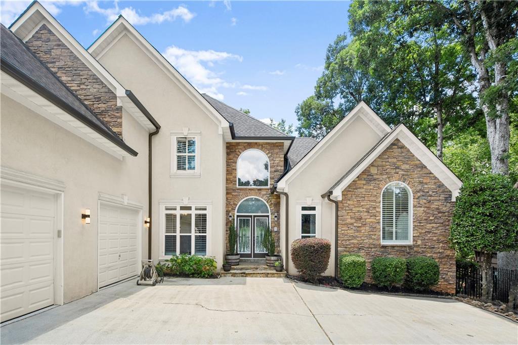 308 Chanda Cove