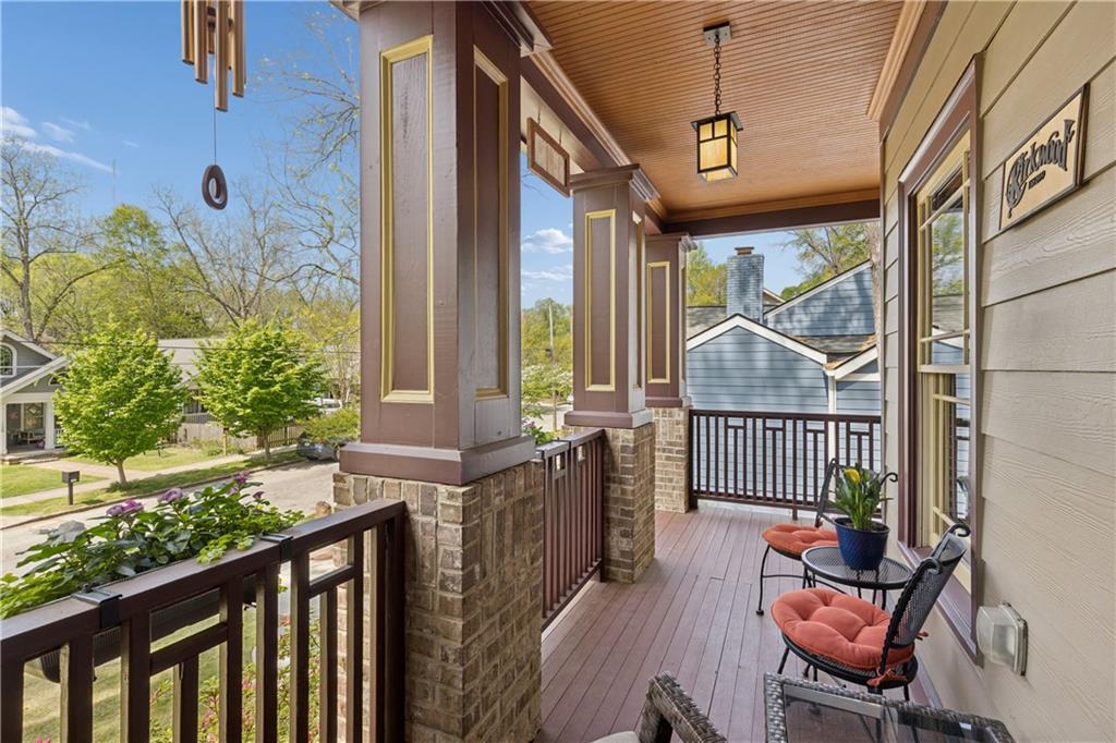 121 Warren Street NE