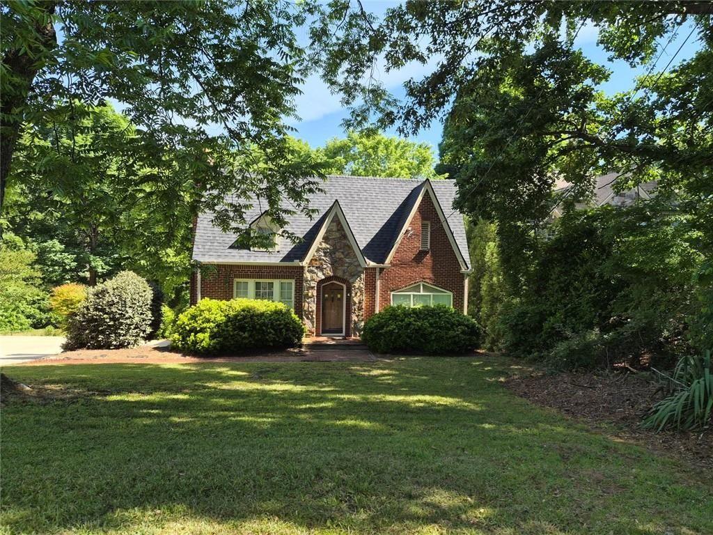 152 Mt Paran Road NE