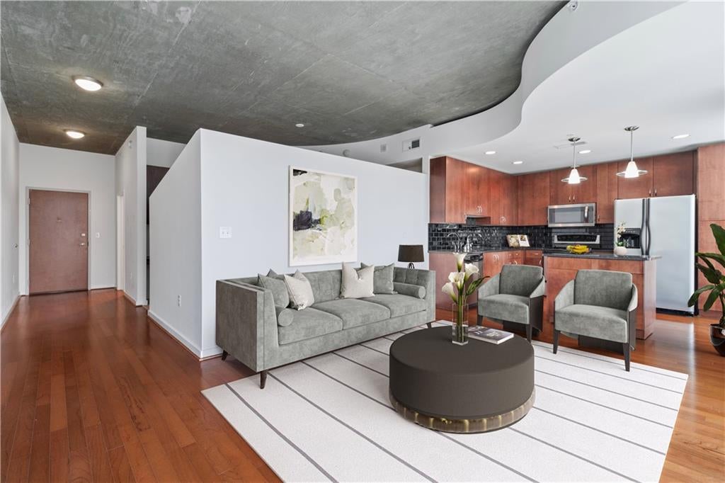 860 Peachtree Street NE 1612