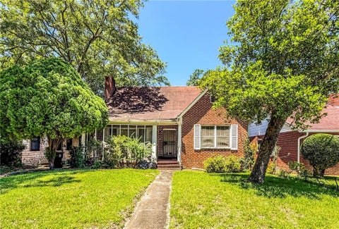 Homes For Sale - 1221 Brentwood Avenue<br/> Macon, GA 31204