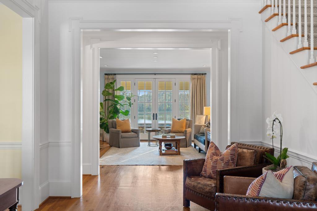 2950 Rivermeade Drive NW