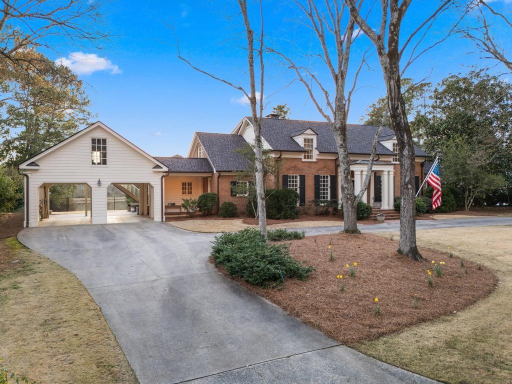 2950 Rivermeade Drive NW