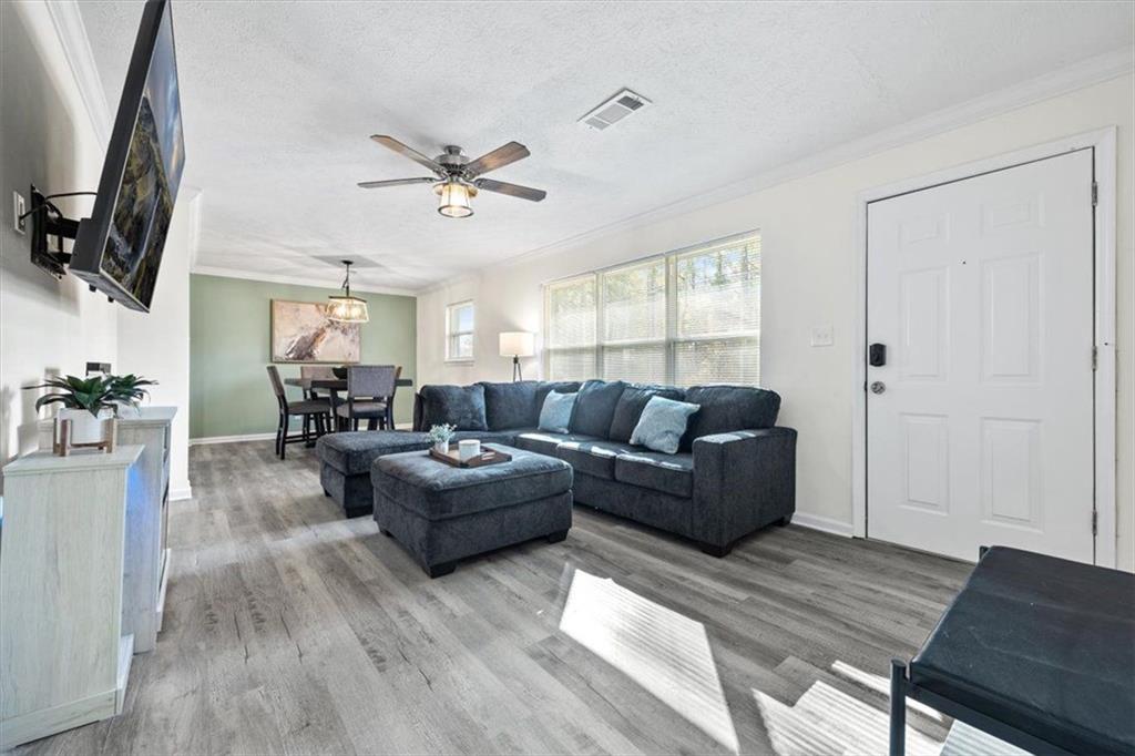 4281 Hiram Lithia Springs Road SW