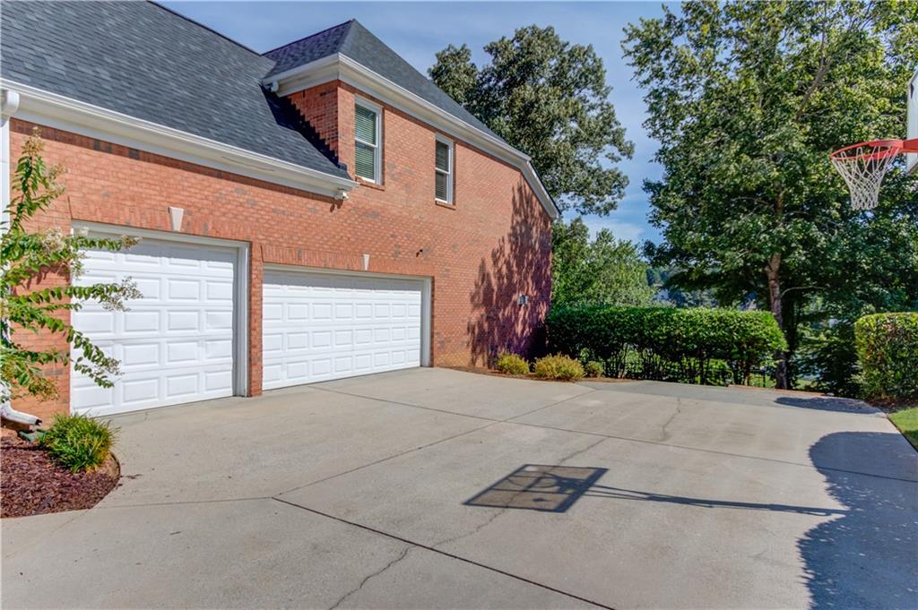 1668 Mulberry Lake Drive