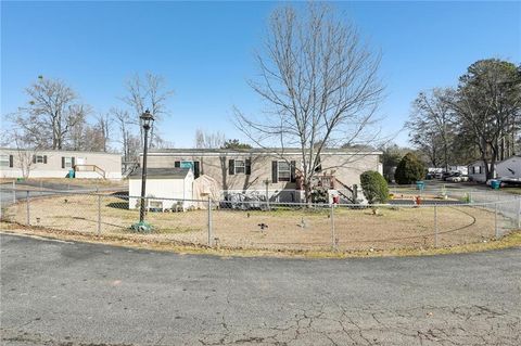 127 Cambridge Court Hampton GA 30228