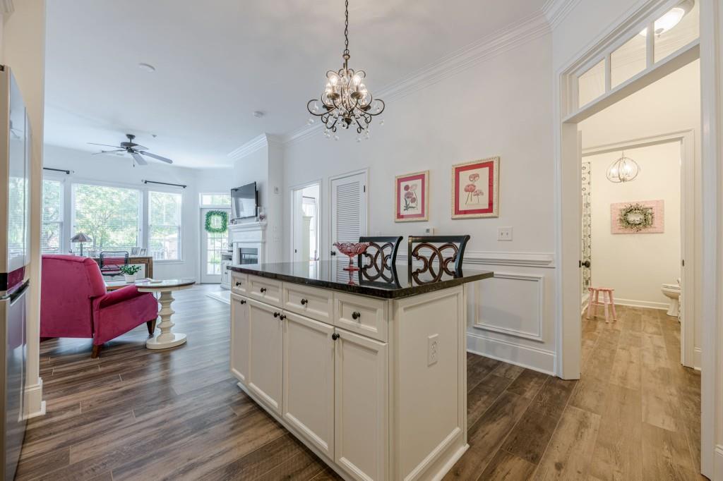 11 Perimeter Center E 1116