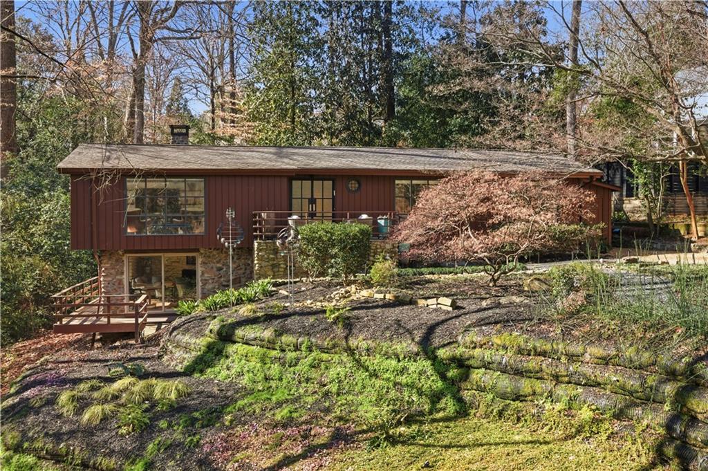 1860 Meredith Drive NW