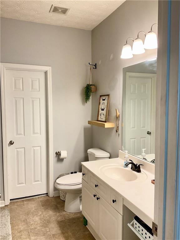 4863 Beacon Ridge Lane, Flowery Branch, Georgia image 35