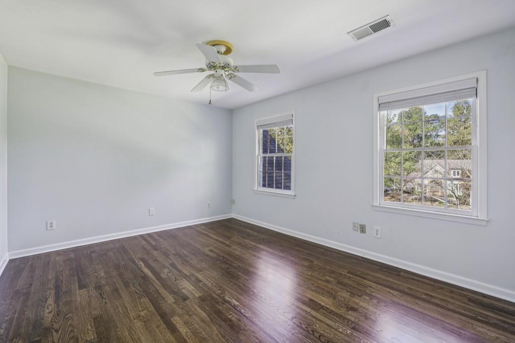 River Chase - Residential