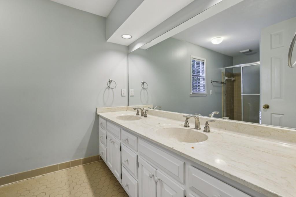 River Chase - Residential