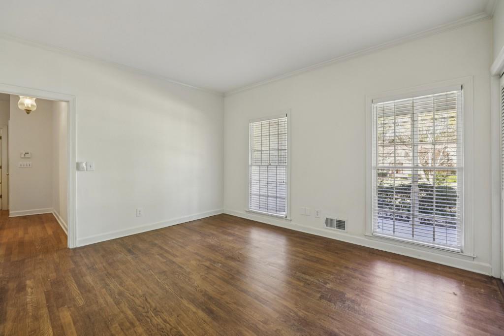 River Chase - Residential