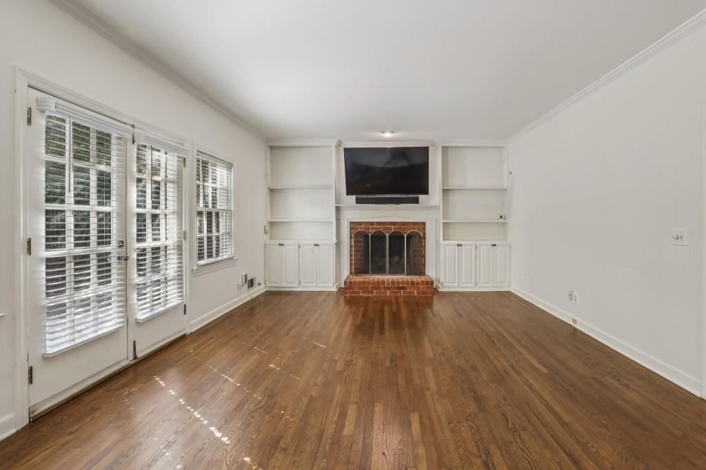 River Chase - Residential