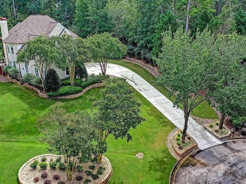 Homes For Sale - 6709 Wooded Cove Court<br/> Hall County, Flowery Branch, GA 30542