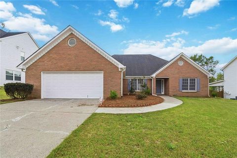 Homes For Sale - 1427 Oak Bend Way<br/> Lawrenceville, GA 30045