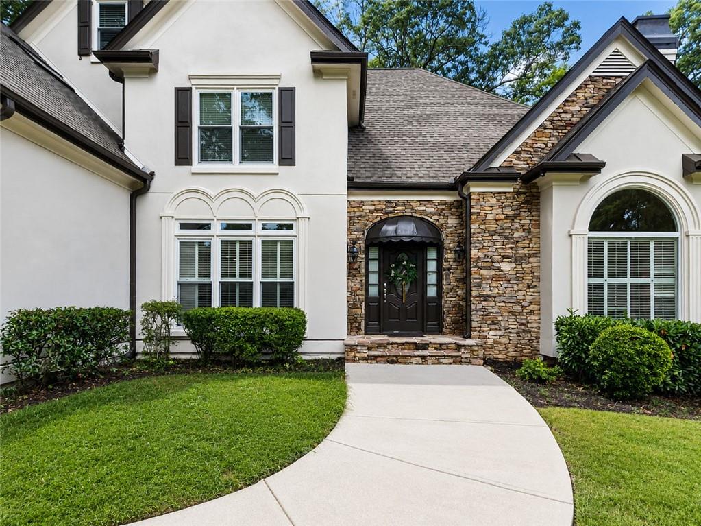 12210 Winding Oak Trail