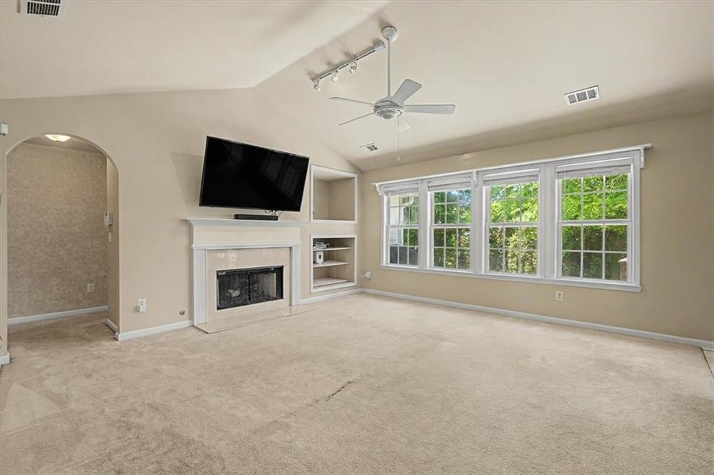 3139 Brookeview Lane NW