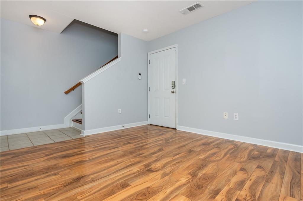 1227 Ashford Creek Park, Atlanta, Georgia image 7