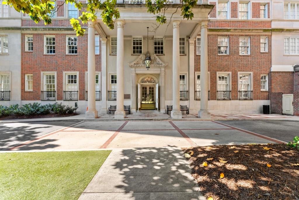 Biltmore House - Residential Lease