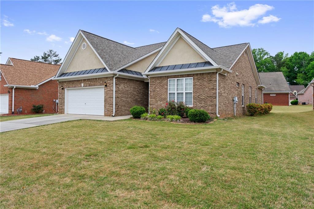 8515 Spivey Village Way