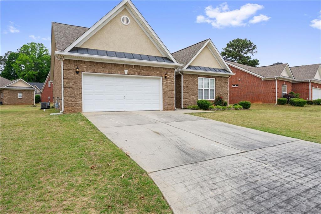 8515 Spivey Village Way