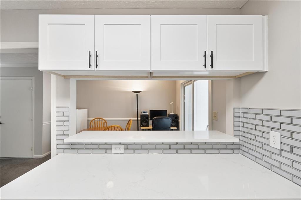 6700 Roswell Road 31B