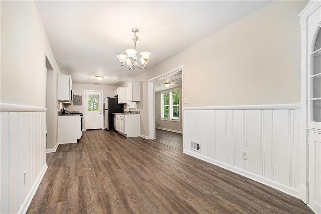 2918 SANTA MONICA Drive