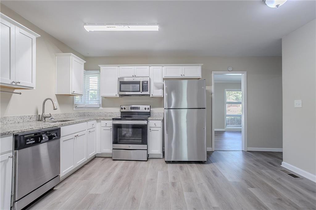 2755 Rockcliff Road SE