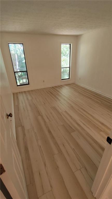 4077 Woodridge Way Way, Tucker, Georgia image 13