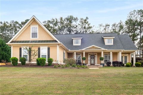 A home in Mcdonough