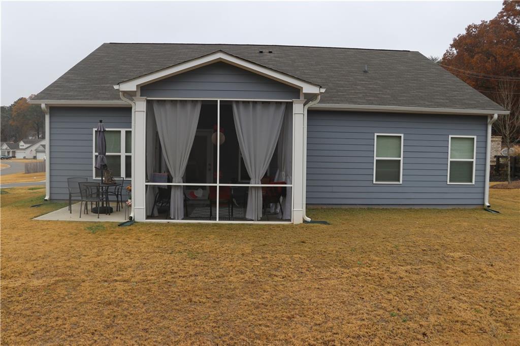 1 Longbrooke Drive SE