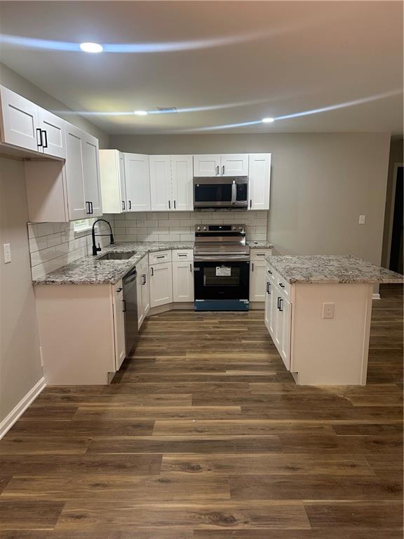 22 HIGH POINTE Drive
