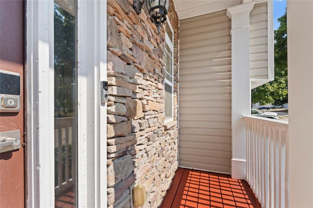 7125 Creeksong Drive