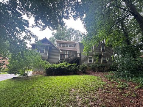 Homes For Sale - 3785 Bozeman Lake Road<br/> Kennesaw, GA 30144