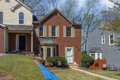 Townhouse For Sale - 1835 Barrington Overlook<br/> Marietta, GA 30066