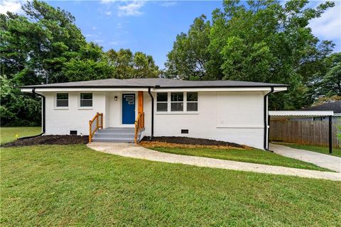 Photo of 1024 Magnolia Drive SE, Smyrna, GA 30082 (MLS # 7654617)