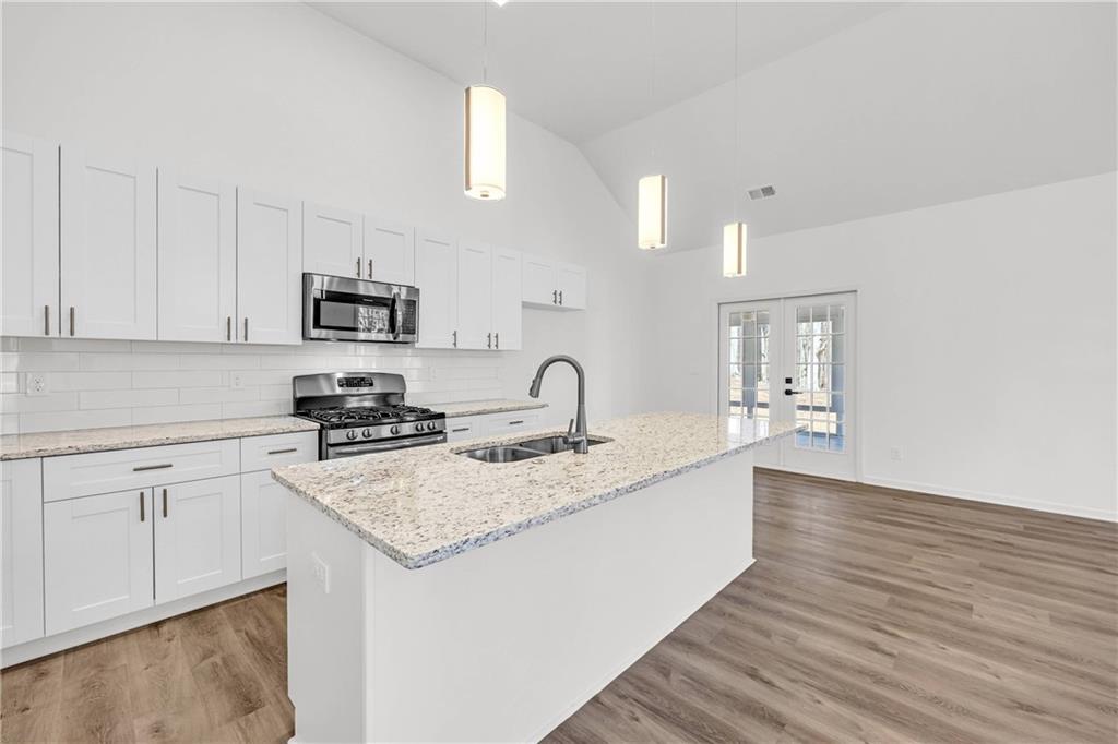 Lee's Crossing - Residential