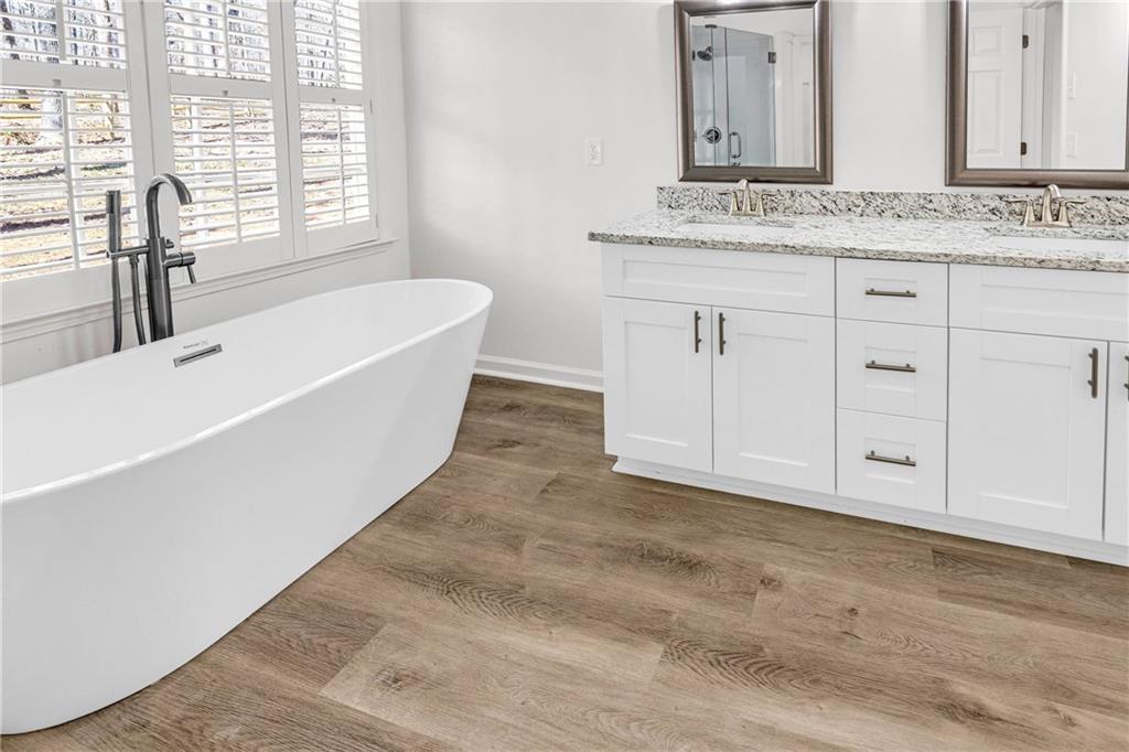 Lee's Crossing - Residential