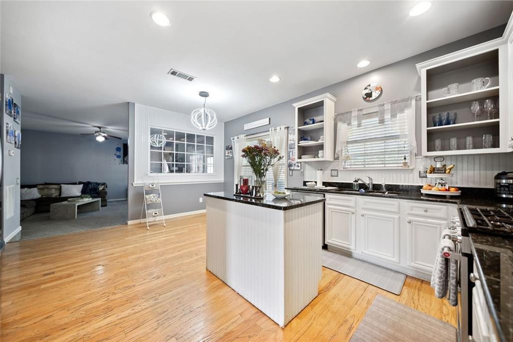 419 Farmwood Way, Canton, Georgia image 14